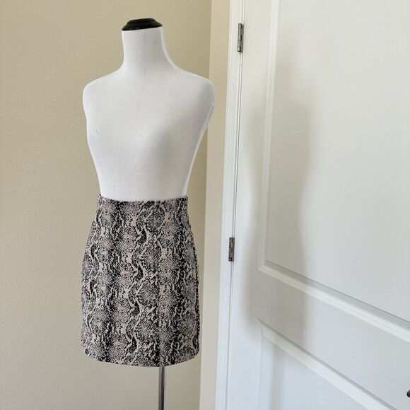 Free People Black Cream Jacquard Snake Animal Print Fall Winter Mini Skirt US 4 - Picture 11 of 14